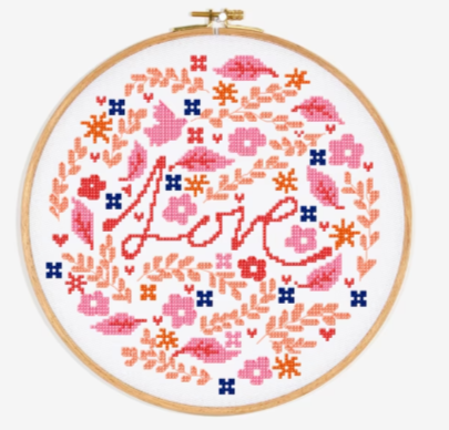 Un Mensaje de Ternura: Mi Diseño de Amor en patrones punto de cruz originales Un Mensaje de Ternura: Mi Diseño de Amor en patrones punto de cruz originales