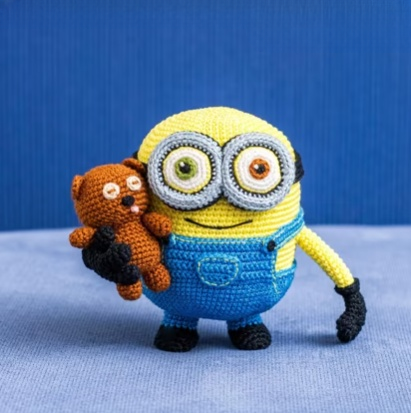 Minion Bob y Oso Tim de AradiyaToys